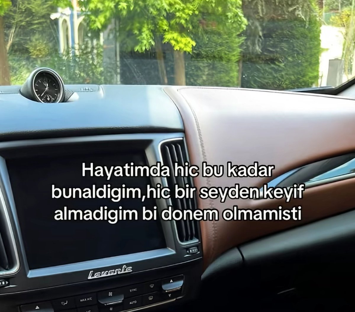 sinem (@kimbusnem) on Twitter photo 