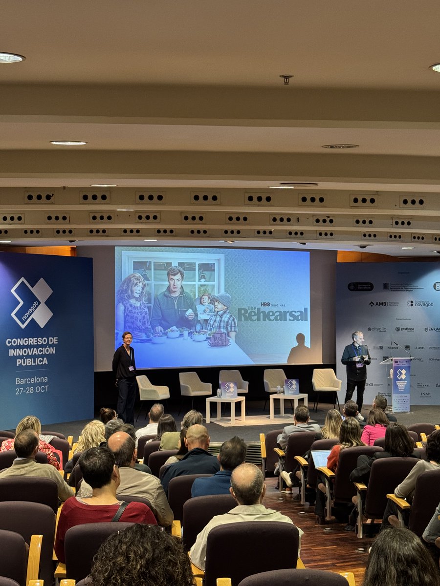 Descubrimos en #NovaGob2025 cómo los servicios proactivos y la IA mejoran la gestión pública con @hiberus 🤖💡

✨ <a href="/JoseMSubero/">Jose Mª Subero</a>
✨ Maria Jose Segura

Tecnología y visión para anticipar las necesidades ciudadanas 🌐