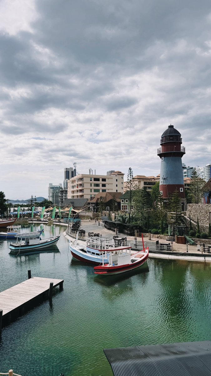 Bank_Panupat's tweet photo. Fisherman Village Seafood Market https://t.co/UGWGO7xO0Z