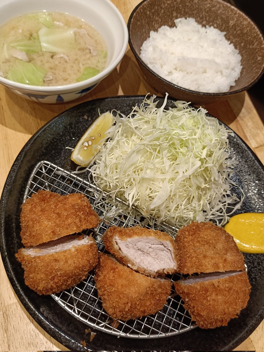 ぶんちゃんページ ぶんちゃん (@bun1128) / Posts / X