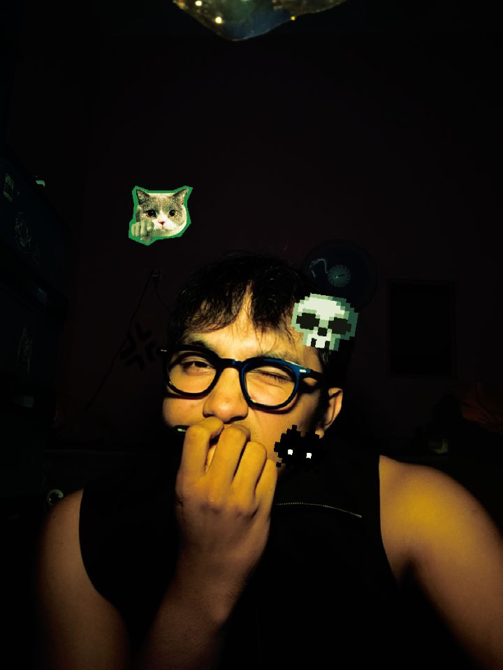 wilonaraa's tweet image. kamera tiktok bikin cakep+++++