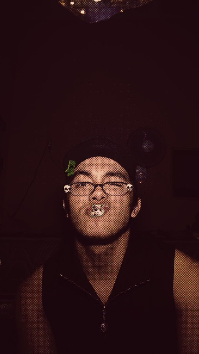 wilonaraa's tweet image. kamera tiktok bikin cakep+++++