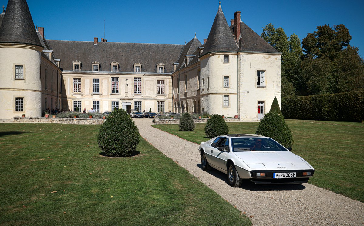 So beautiful: my #LotusEsprit S1 at Château de Condé at 6eme ESPRIT D'AVENTURE 2025  

50th anniversary #LotusEsprit - 50 #LotusEsprit cars together

<a href="/ClubLotusFrance/">Club Lotus France</a> <a href="/EspritWorld/">Lotus Esprit World</a> <a href="/SparkyLotus/">SparkyLotus</a> <a href="/lotuscars/">Lotus Cars</a>

photo credit to ©D.Fontenat/OptionAuto