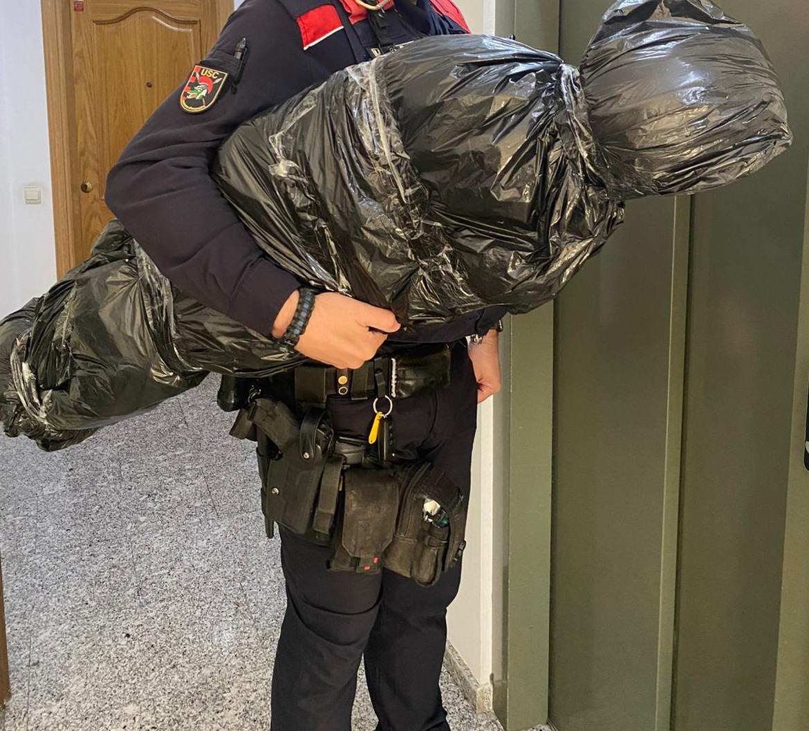 Doncs al final no ha resultat ser un cadàver del cartell de Medellín...