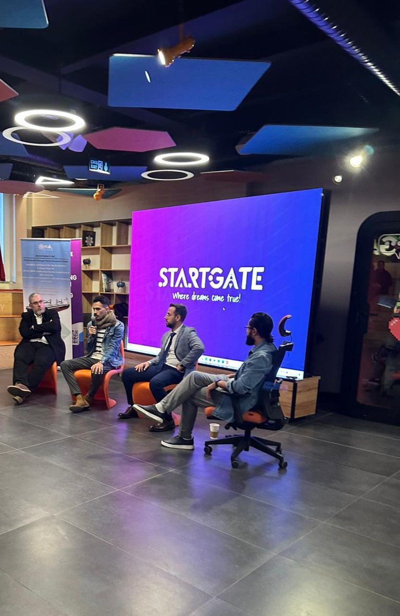 TransgateAI's tweet image. Transgate continues to grow and build new collaborations in the market!

Taking a breath, meeting inspiring people, and exchanging ideas.

Our Co-Founder @EleninMuhammad joined the MECIT event, sharing how Transgate’s speech-to-text and AI features create B2B opportunities.