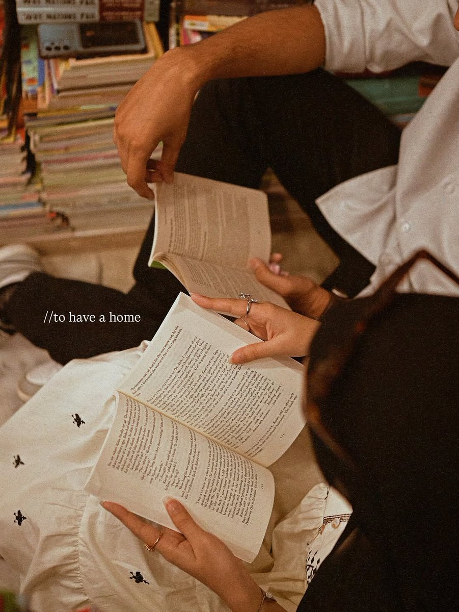 میں نے الفت کے افسانوں میں دیکھا تمہیں 

تم وہی ہو نہ جو دھڑکن بڑھا دیتے ہو
✨🥀🌺