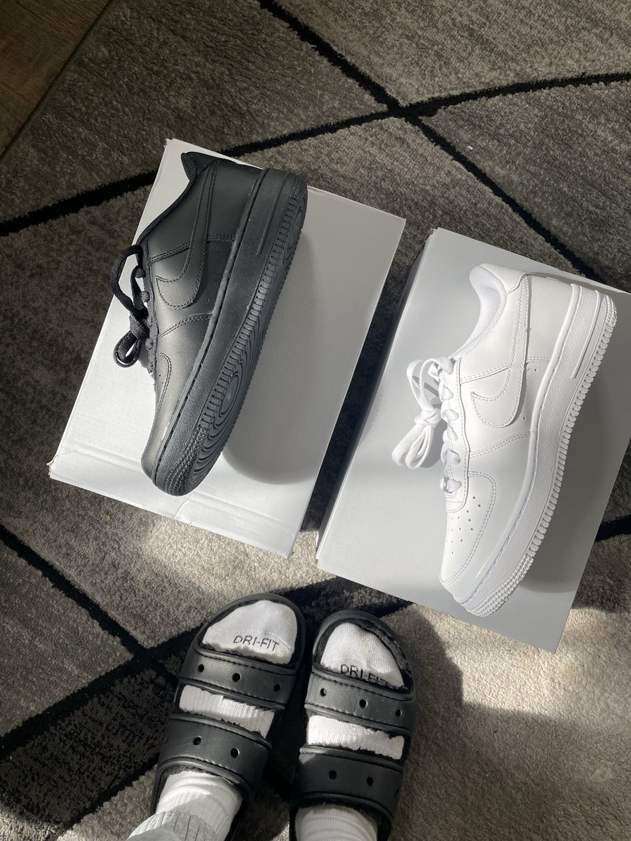 spoilprncss's tweet image. purchase made with ur simp ca$h 😇