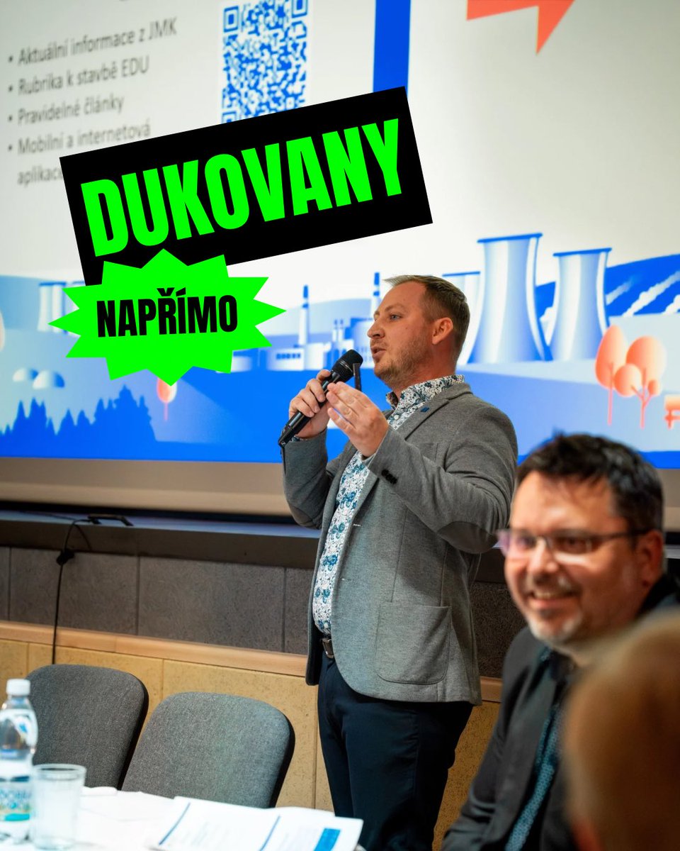 marek_sovka's tweet photo. Tzv. Napřímo 👊🫷 Ministři, hejtman, já, vy a Dukovany. Řešili jsme o všem, co vás kolem stavby nových bloků zajímá. Máme akční plán, podle kterého to všechno pojede a musím říct, že to bude fakt jízda 🚀 https://t.co/gIGOR7jhan