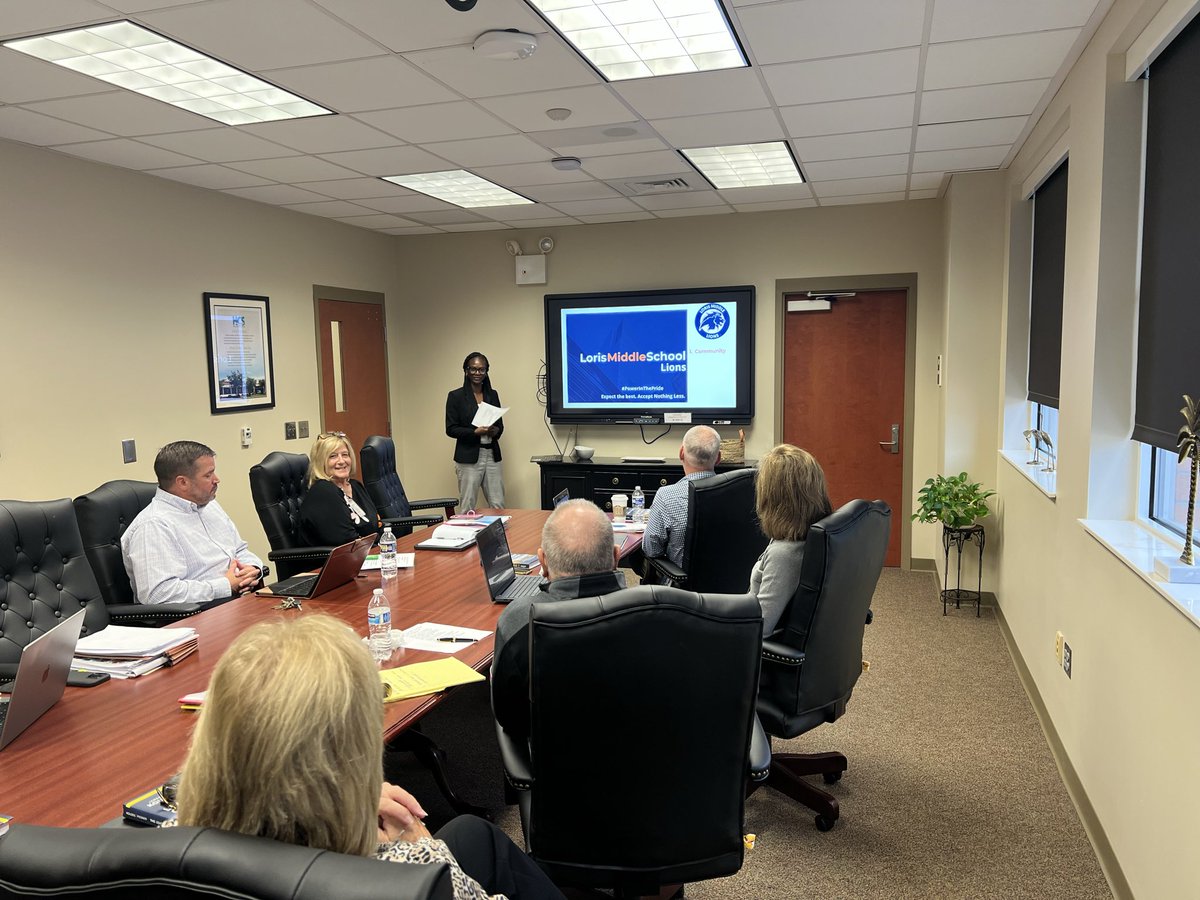 Great collaboration with Principal Shaw of Loris Middle School today. Her vision is focused on clear goals, strong instruction, and student success. Proud of the leadership and commitment to continuous improvement! 💪📚 #RiseWithReading #HCSBestDaysAhead <a href="/HCSInfo/">Horry County Schools</a>