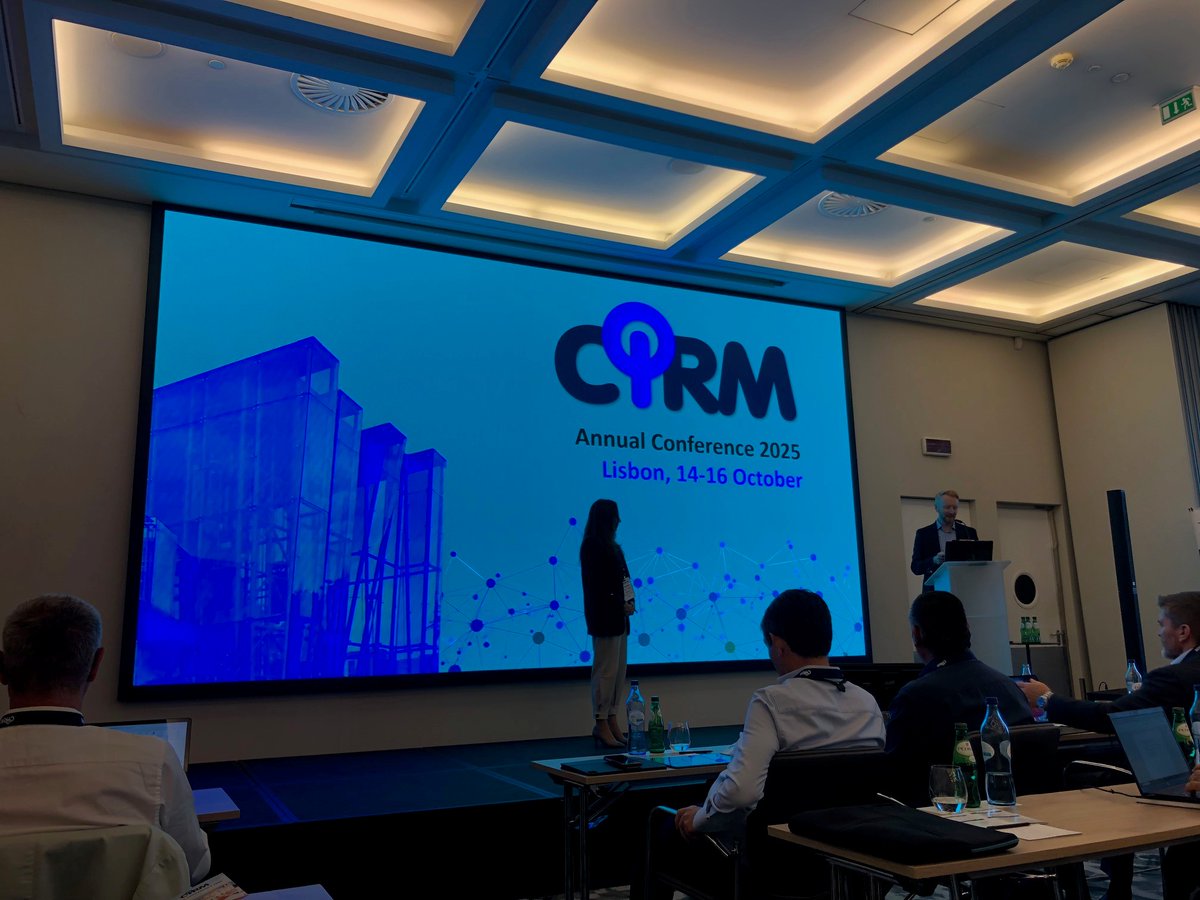 ESSPSAS's tweet image. ESSP presents ESMAS at the 2025 CIRM Annual Conference in Lisbon! 🌍

On behalf of @EU4Space, #ESSP showcased that ESMAS (EGNOS Safety of Life assisted service for Maritime users) is now ready to support safe maritime navigation using #EGNOS.

ESMAS is a #GNSS (Global Navigation…