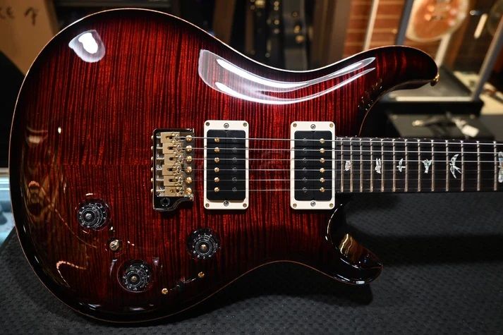 Discover the sound that speaks volumes — PRS Guitars blend iconic tone &amp; modern design in ways few brands can touch: 

bit.ly/4q10tlV 

#PRSGuitars #ToneCraft #GuitarInnovation