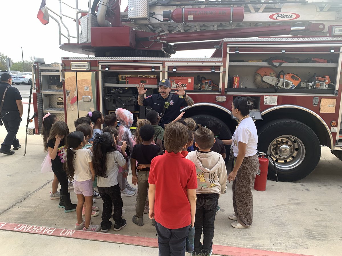 Amanda Barrett tweet media