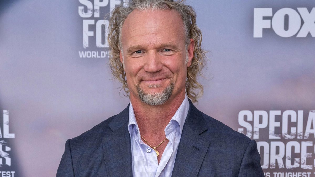TooFab's tweet image. Kody Brown believes in chastity. The father of 18 children had the pleasure of meeting his 23-year-old daughter Aurora's new boyfriend, Brodie Utley in the October 26 episode of Sister Wives and he ensure Brodie knew where Kody stood as a father.

Read more:…