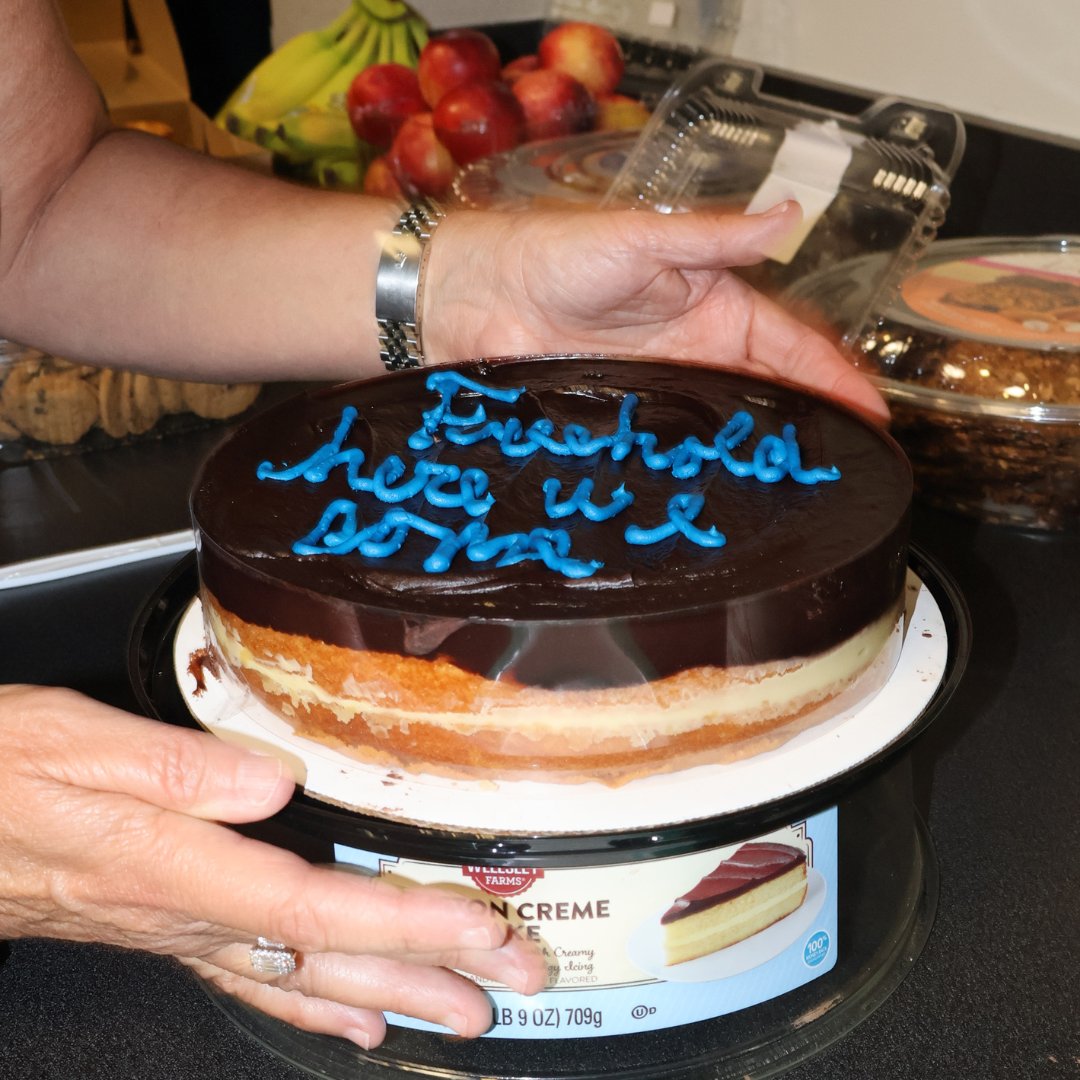 FirstAtlanticCU's tweet image. The celebration continues!

We’re celebrating the opening of our new Freehold branch! This was made possible by our amazing First Atlantic FCU team. Here’s to growth, teamwork, and community! 💙 #FirstAtlanticFCU #Freehold #TeamFAFCU