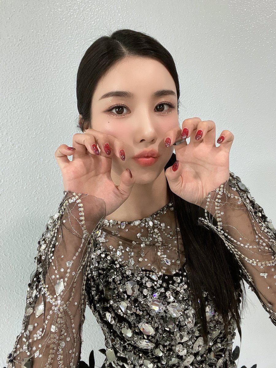 𝖉oo𝕣 ' ✶ ᤴ k𝕚w𝕚 ! tweet media