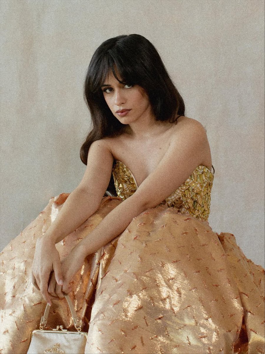 CamilaCabelloBR's tweet image. Camila Cabello x Vogue World