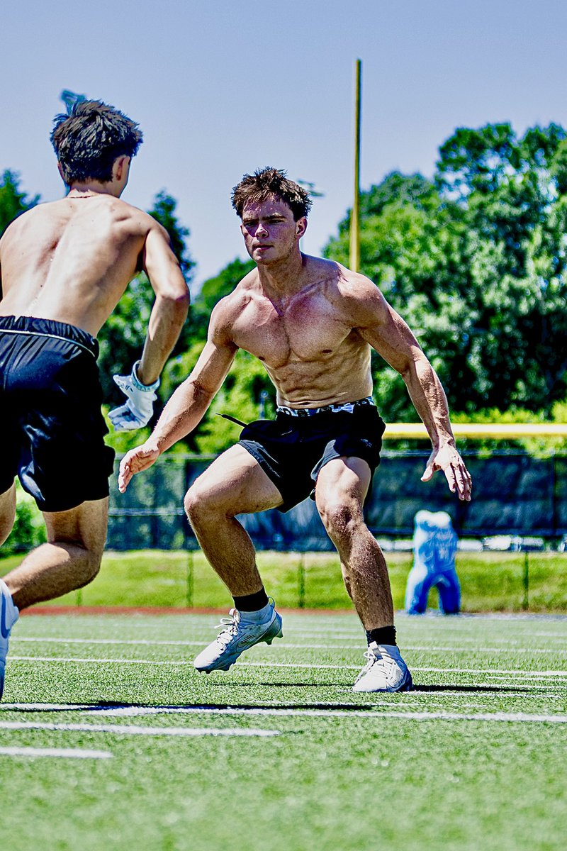 Junior Reg Szn Film 
5 1/2 games ( concussions) :
hudl.com/v/2T2qtN