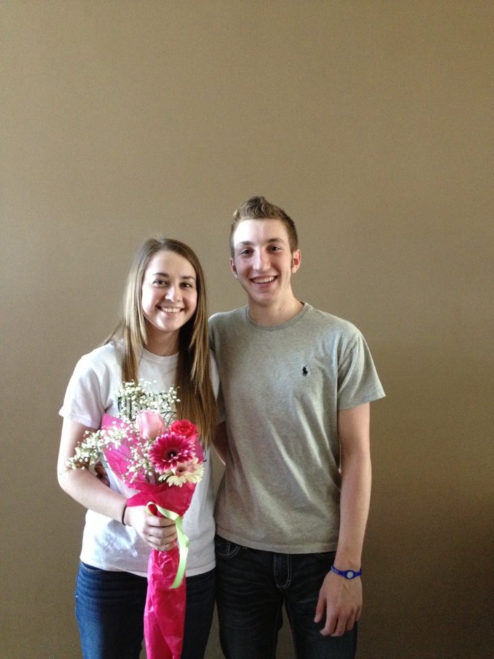 Slacked's tweet image. How it started vs How it’s going