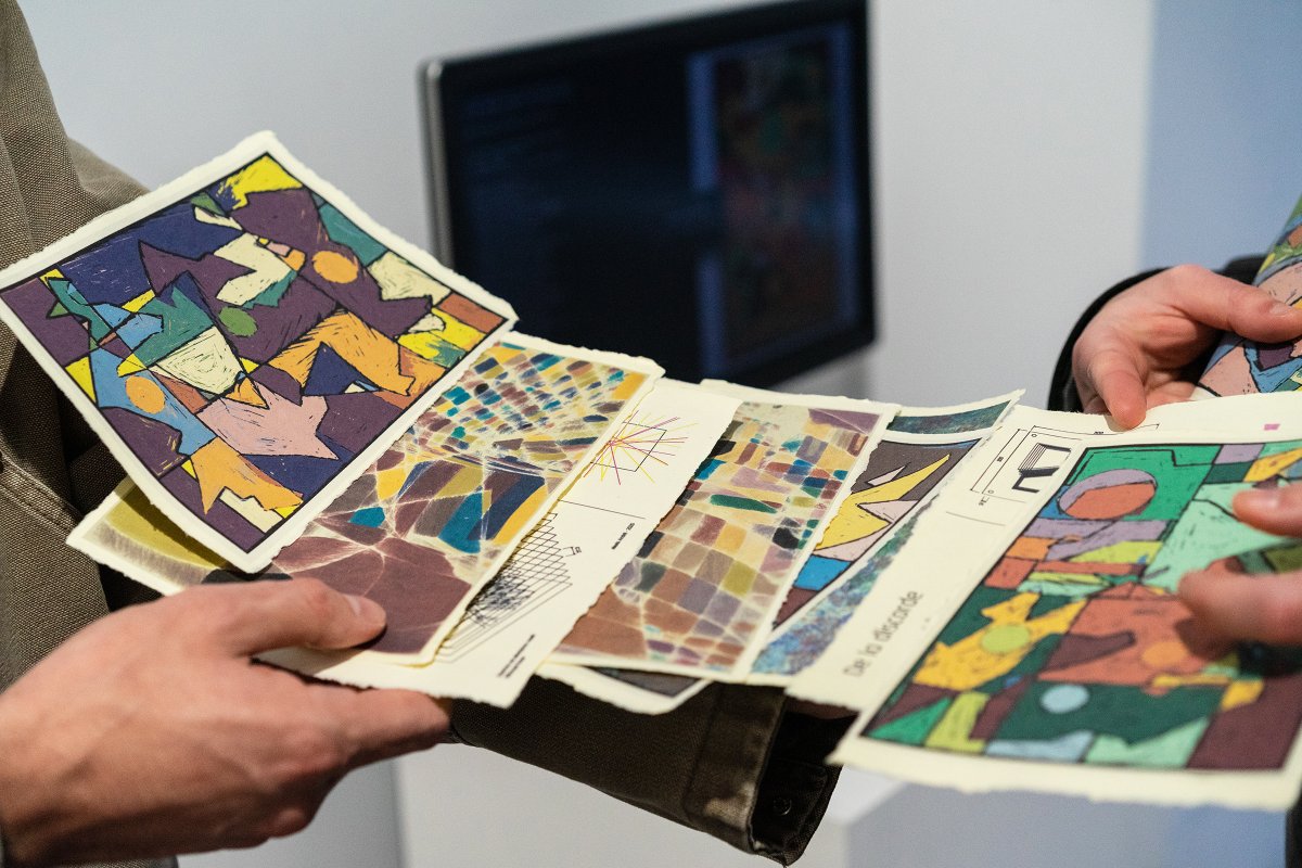 To celebrate CODE+MATTER, we are doing something special: until friday Oct 31, everyone who orders (or already ordered) a portfolio will have a chance to have an archive print from our printer installation inside their box.

One box will contain the full set of 4.