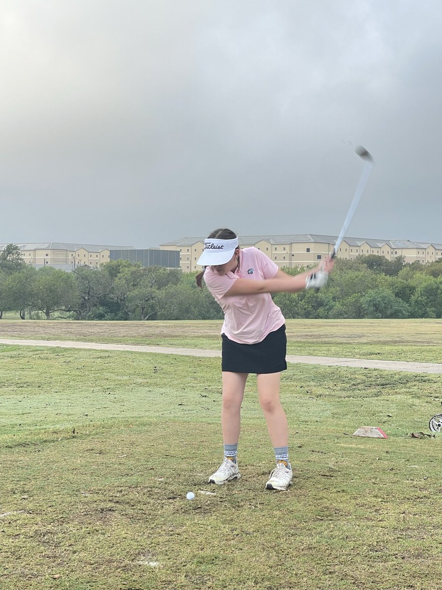 GolfHarlan's tweet photo. Wish our girls good luck out here at Fort Sam golf course. https://t.co/DTAnQu2FnN