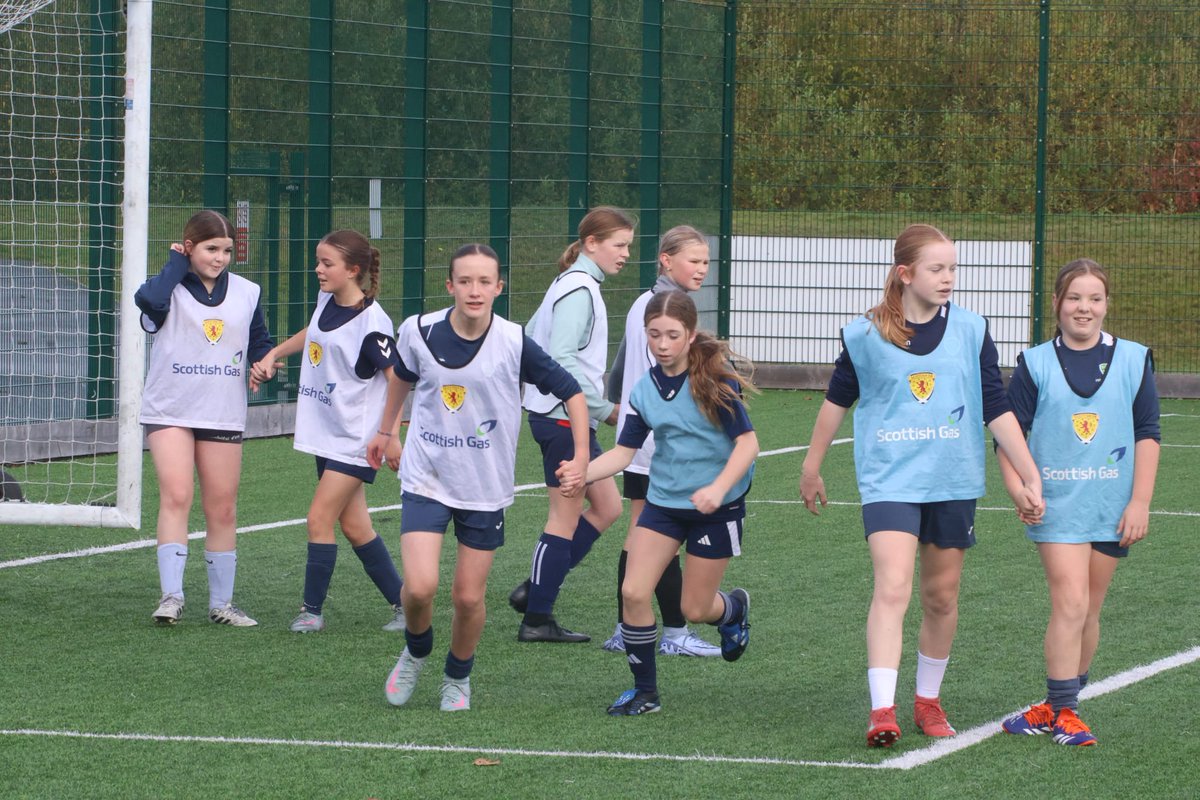 CommunityFootball tweet media