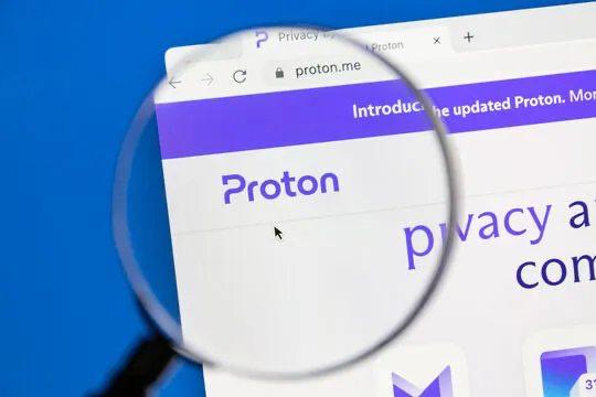 🌐Proton aumenta un 200% en España gracias a LaLiga

Los bloqueos de LaLiga como ya hemos comentado anteriormente, se realizan supuestamente para que la gente no pueda ver el futbol pirata, cosa que no tiene ningún éxito y además acaba afectando a webs legítimas.

Estos bloqueos