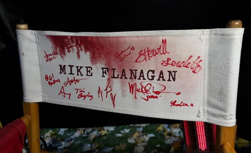 TerrorActo_'s tweet photo. Mike Flanagan finaliza el rodaje de la serie de CARRIE para Prime Video.

Los ocho capítulos llegarán en algún momento de 2026. https://t.co/x6ZBpjnoNn