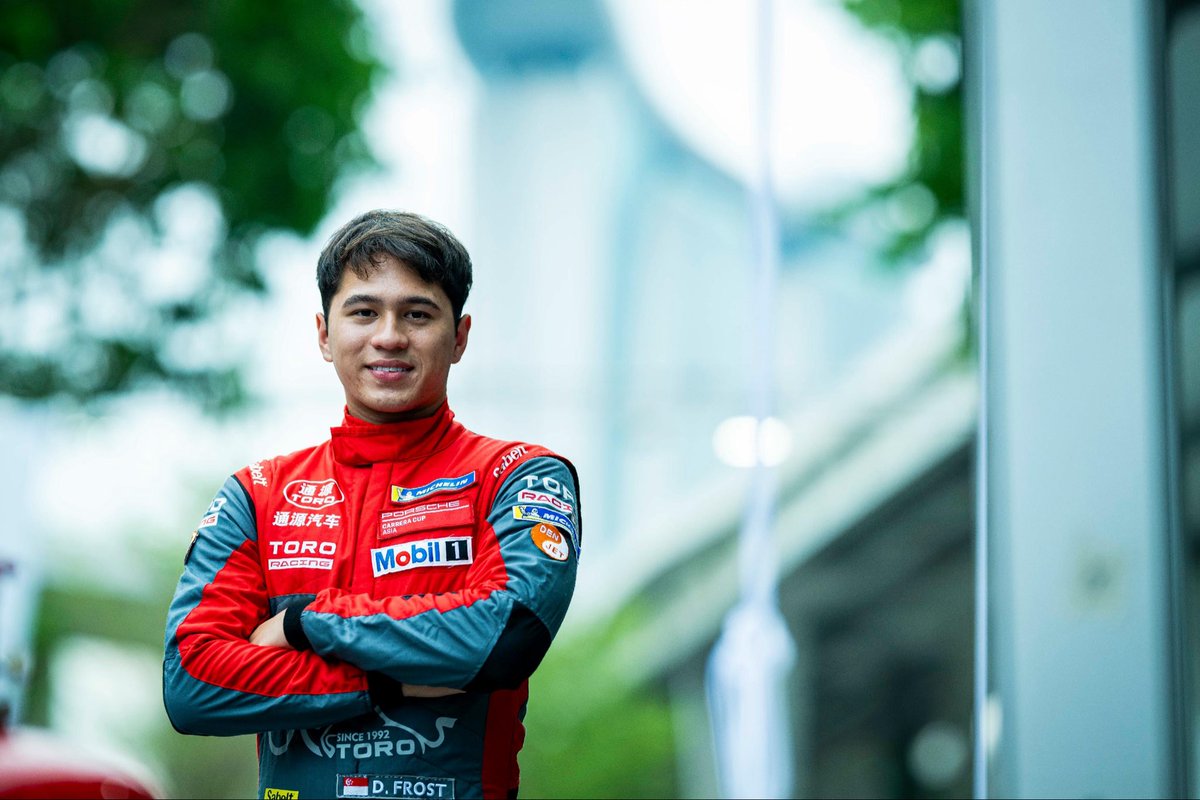 Danial_Frost's tweet photo. Grateful for every opportunity this year 🙏 Massive thanks to my supporters and sponsors for making it happen. We're still pushing, the dream's not done yet! 💪
#DanialFrost / #DenJet / #DenJetMarine / #Singapore / #Motorsports / #Racing / #Racecar / #RacecarDriver / #Driver https://t.co/AmGI8gQ9ie
