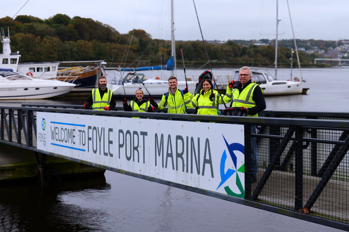 FoylePort's tweet image. Our Green Team recently took to the roads and greenways for a litter pick along the River Foyle, collecting 15 bags of litter over 10 miles!

This initiative is part of our wider sustainability efforts and ongoing commitment to build for the future 🌿

foyleport.com/post/river-cle…