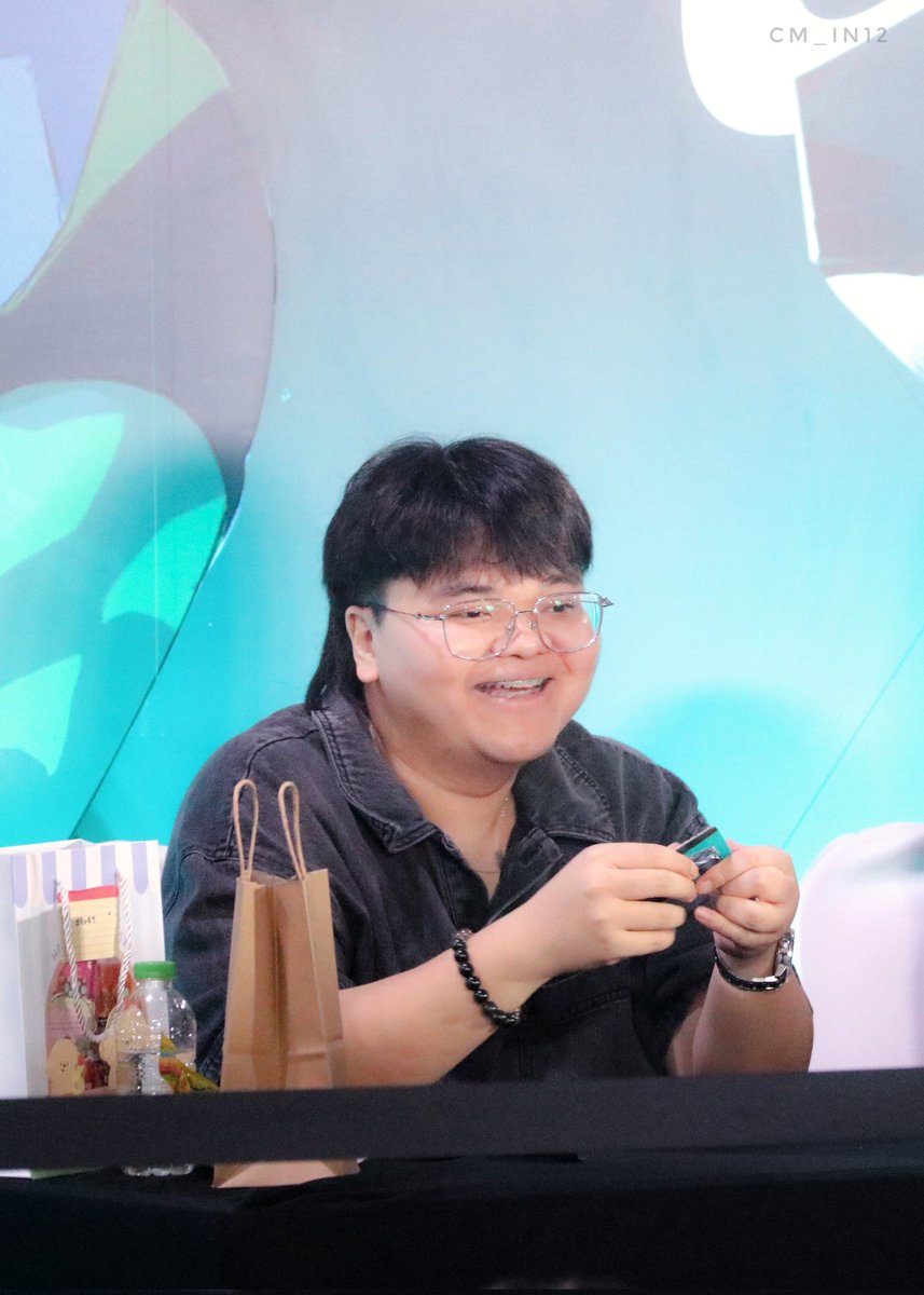 CM_In12's tweet image. พยายามถ่ายมาให้ได้ทุกคนแต่มุมสู้ชีวิตมาก55555+ 🥹😭🙏🦖 

#SawasdeekubPRX #pprxteam #PaperRex #VCTAscensionPacific