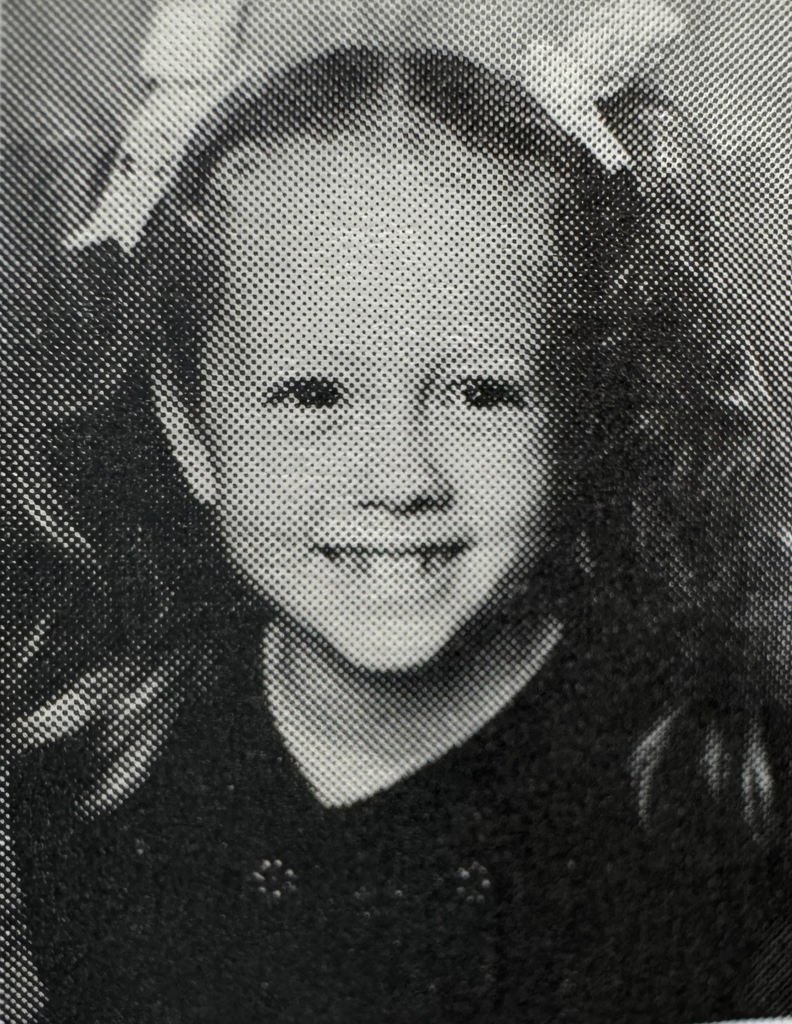 Taking Guesses! 
Who is this little Crescent Cougar?!