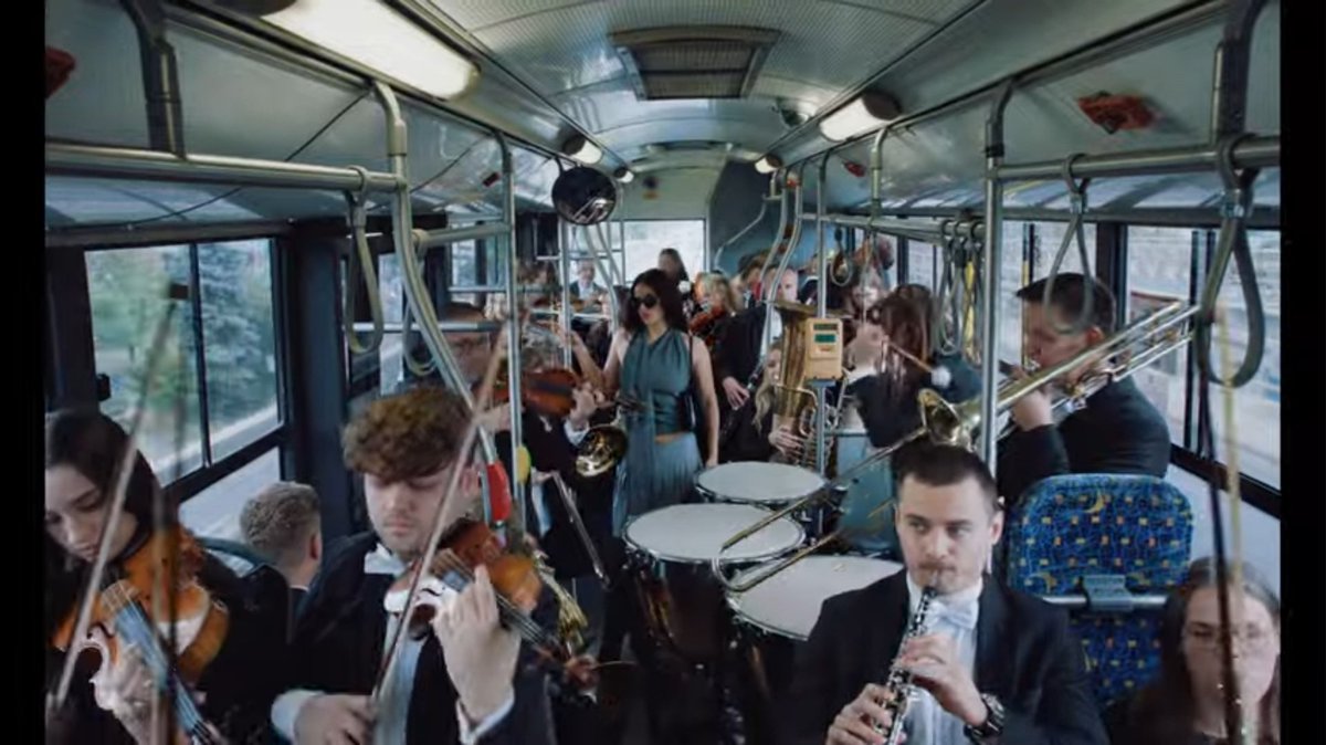 ROSALÍA y su BERGHAIN.

Rosalía y el buscar ir más allá de su sonido y del asfixiante día a día.