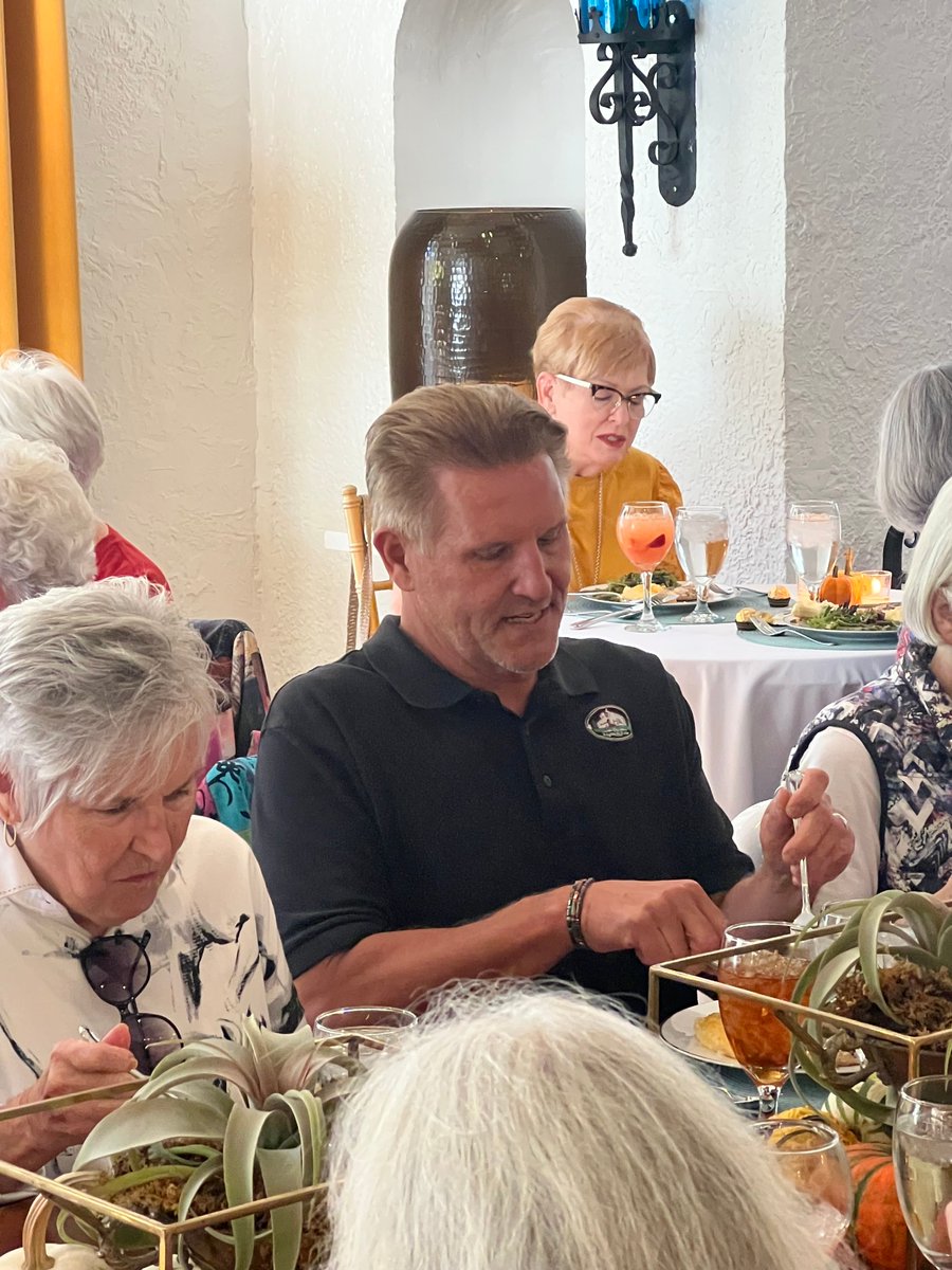 The Edgemont House had a fabulous time hosting lunch for the DeSoto Women’s Club.  What an amazing group of ladies!  We hope they had as much fun with us as we did with them!  Come back soon, friends!