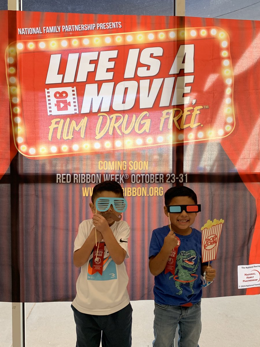 Red Ribbon Week celebrations are starting here at the Lair! Dragons are drug <a href="/RLeyva_JDS/">Reynaldo Leyva</a> <a href="/JohnDrugan_PK8/">John Drugan PK-8</a> <a href="/SISD_ES/">Jennifer Trejo</a>