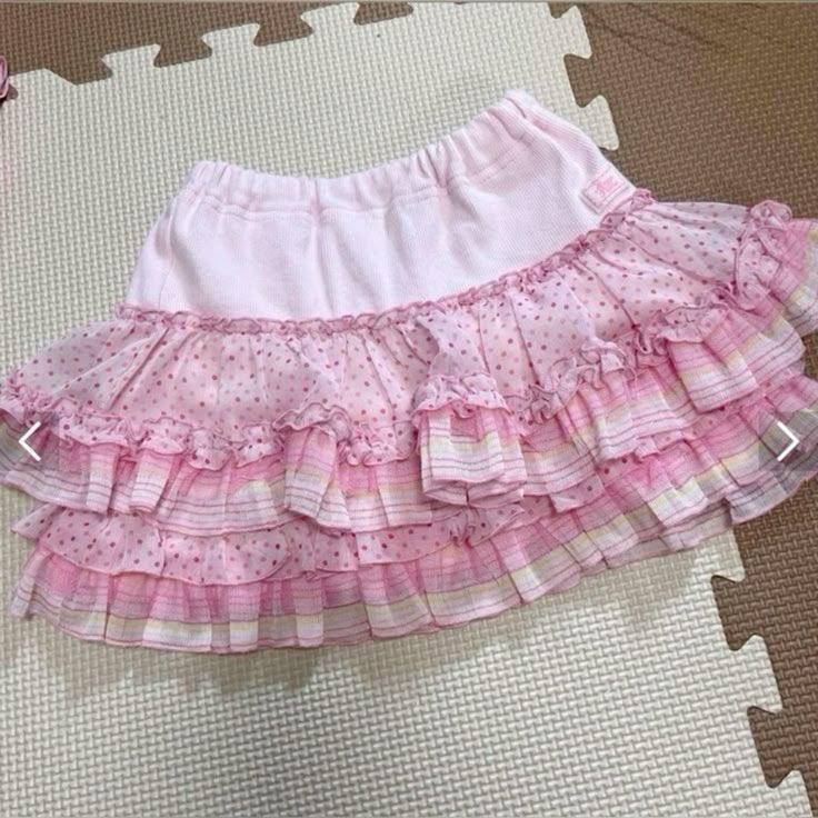 heartzjpg's tweet photo. the prettiest skirts #wishlist https://t.co/y9quqVxU5n