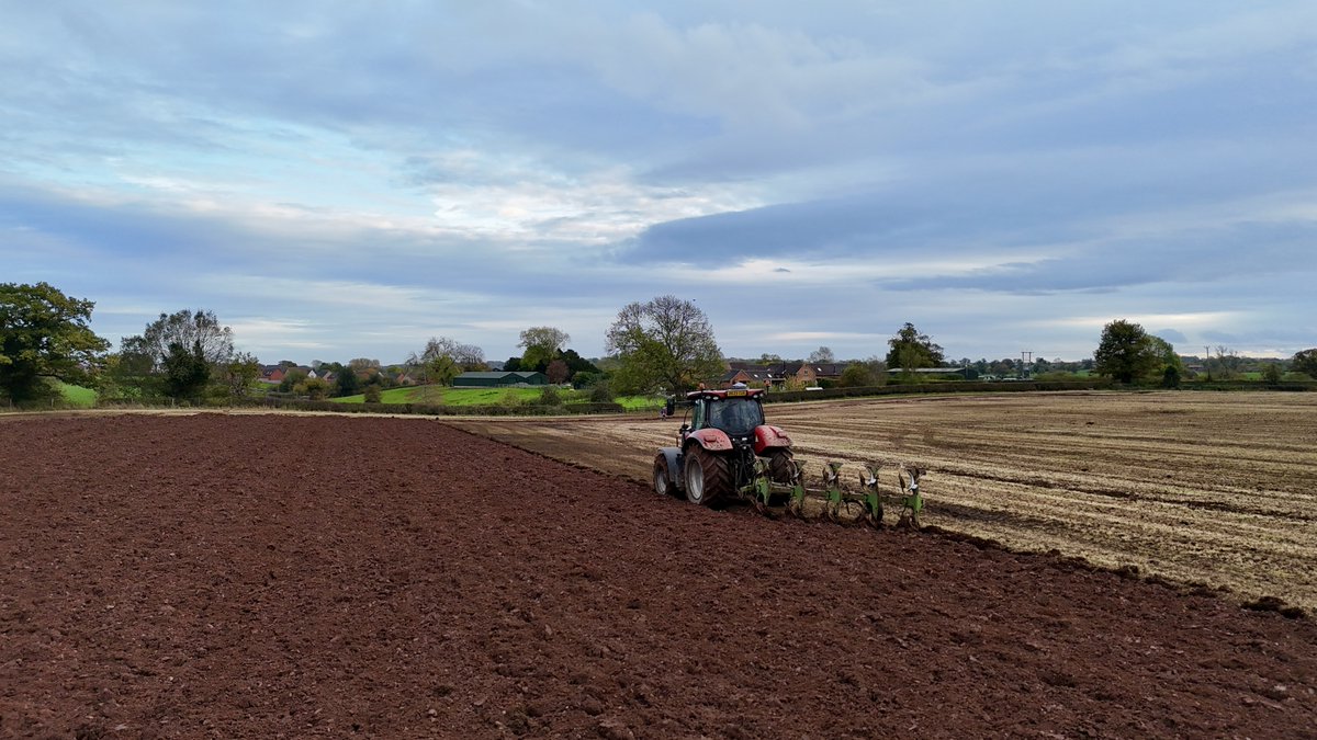 spj1958's tweet image. #keyworkers #loveukweather 🚜