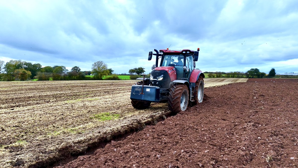 spj1958's tweet image. #keyworkers #loveukweather 🚜