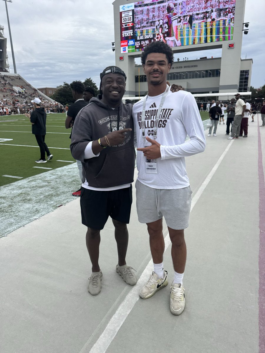 Treiy Crenshaw tweet media