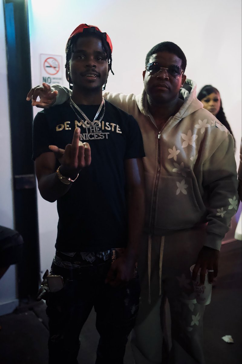 TheNicest... tweet media