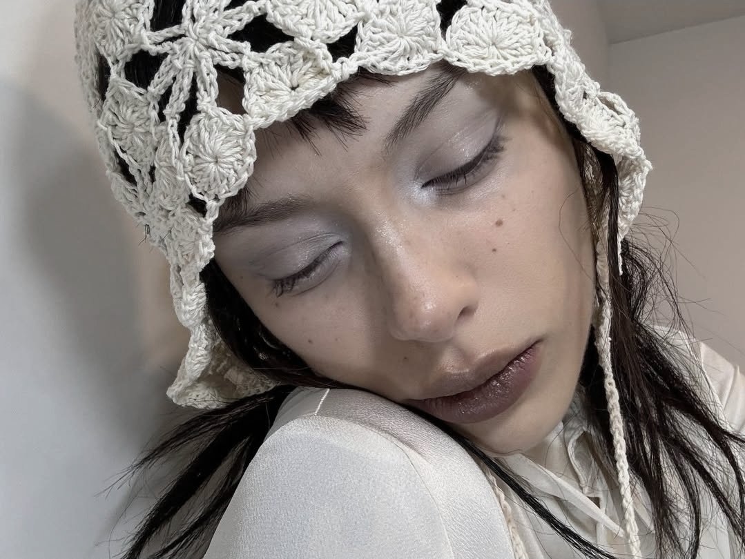 oh please, just hide me now
I won't tell a soul.