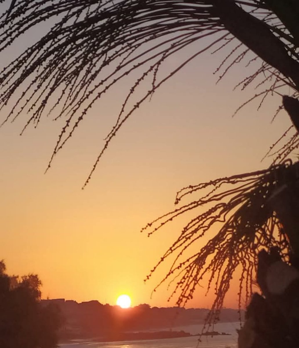 Και τι ζητάμε....

Μια αγκαλιά με αγάπη....

Μια ευκαιρία για τον παράδεισο...

youtu.be/vxYlsH34_nE?si…

Καλό ξημέρωμα ψυχές!!!!