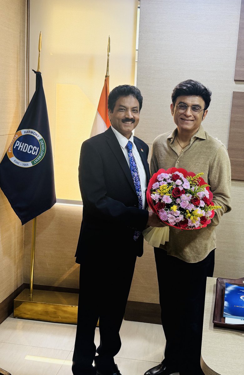 ranjeetmehta's tweet image. PHDCCI welcomes Mr Rajeev Juneja Vice Chairman and Managing Director of Mankind Pharma as President for 2025–26. We remain committed to creating value for our members and driving India’s progress through innovation, collaboration, and growth 
#PHDCCI #Leadership #TrustedPartner…