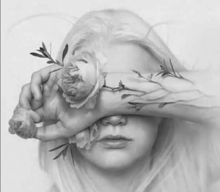 حين اشتاق اليك
اغمِض عَينَيً
بشِدًة
وَيَمر في خيالي...صَوتَك
ملامحكَ ...همساتِكَ وَضَحِكاتَك...
              وأشتاق أكثر.
#همسات_روزي 🌹♥️