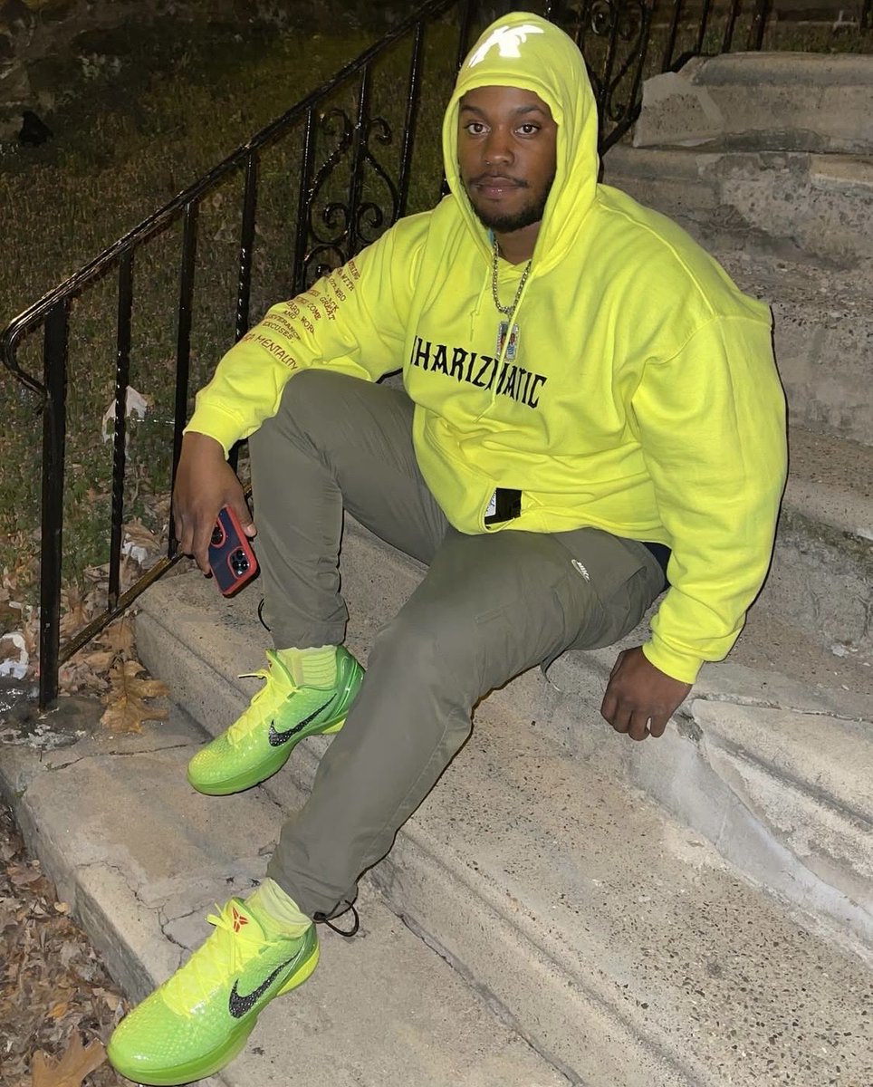 1bagchasing_'s tweet photo. Keep balling until my wrist hurt😶‍🌫️🖕🏾 https://t.co/jPykbOwuWb