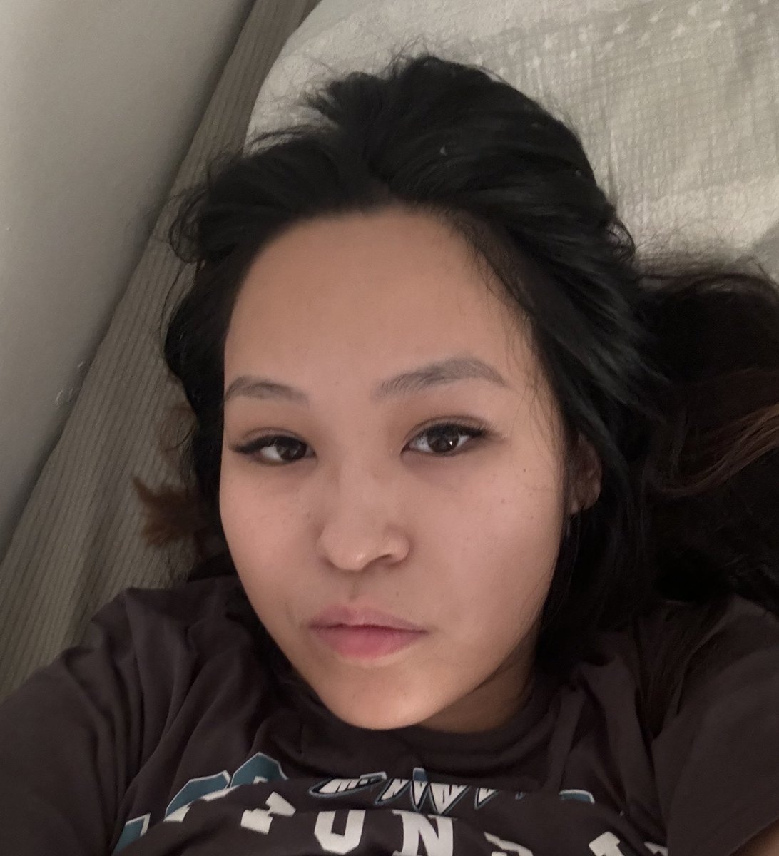 утреннее селфи. тут видно как я устала