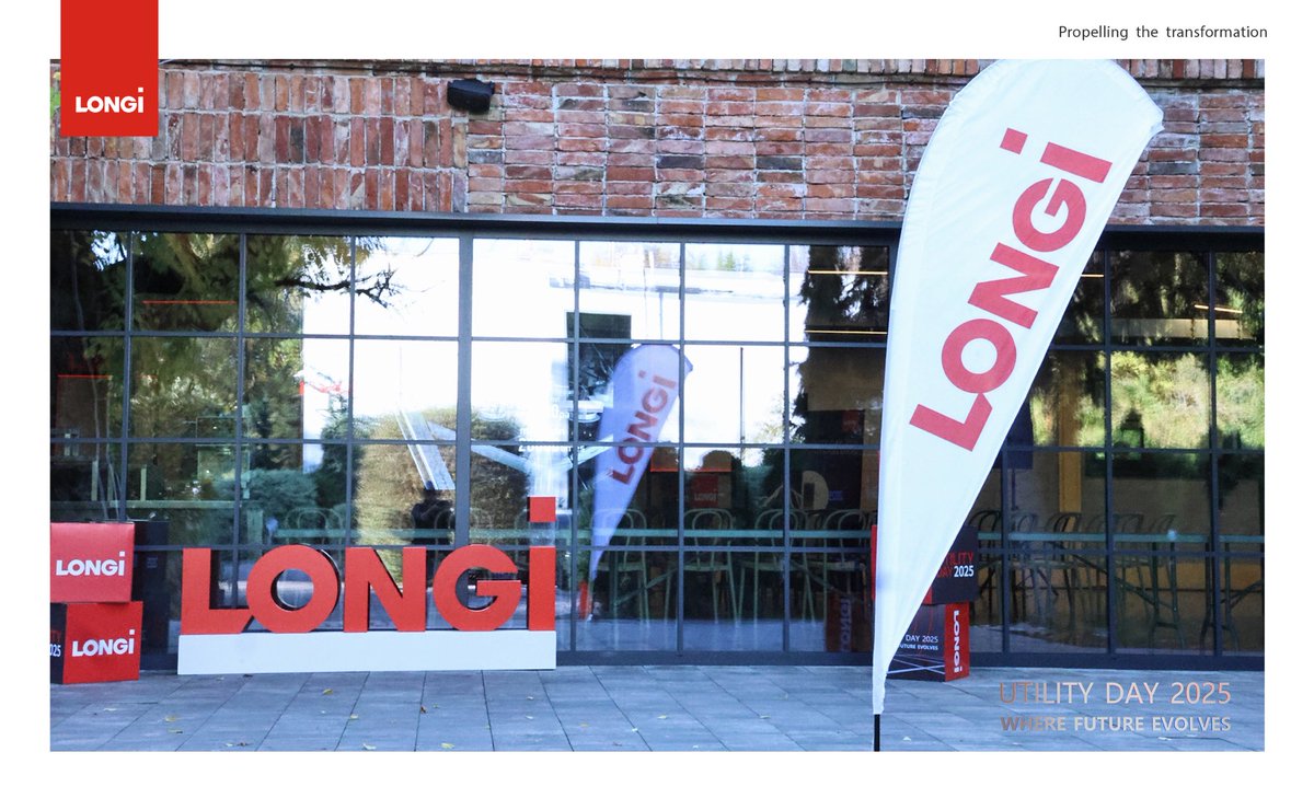 LONGiEurope's tweet image. What a remarkable evening in Warsaw! 🇵🇱✨

LONGi Utility Day 2025 united solar experts across Europe to share innovation, insights &amp;amp; collaboration — from BC tech outperforming TOPCon to bold ideas for a sustainable energy future. 🌍

#LONGi #UtilityDay2025 #BCtechnology