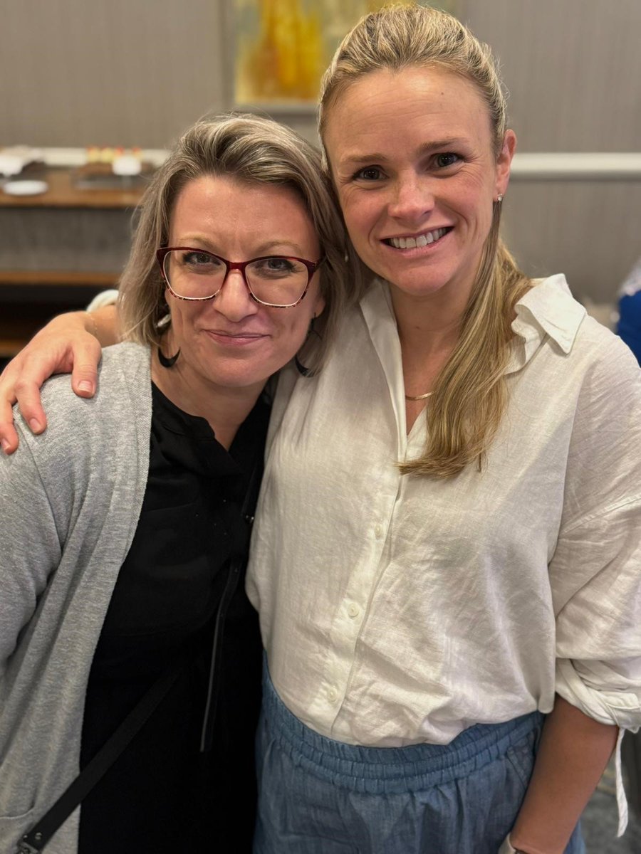 Join us TONIGHT for the 2nd SVN Q&amp;A Open Session focusing on all things SVN Annual Conference! Hop on anytime between 6 and 8pm CT tonight, Monday 10/27 for informal conversation and community discussion. 
We hope to see you there! teams.live.com/meet/939408074…