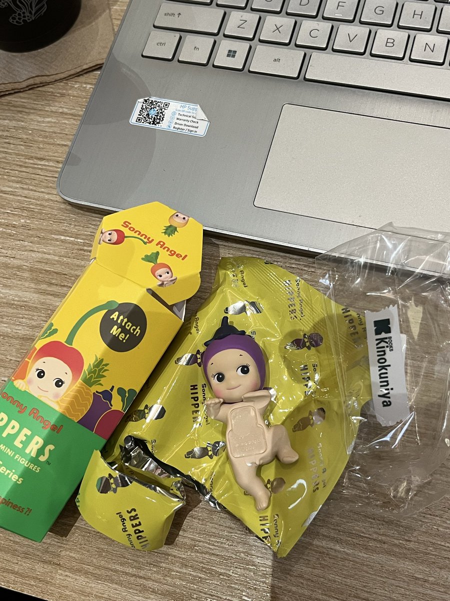 ____cara tweet media