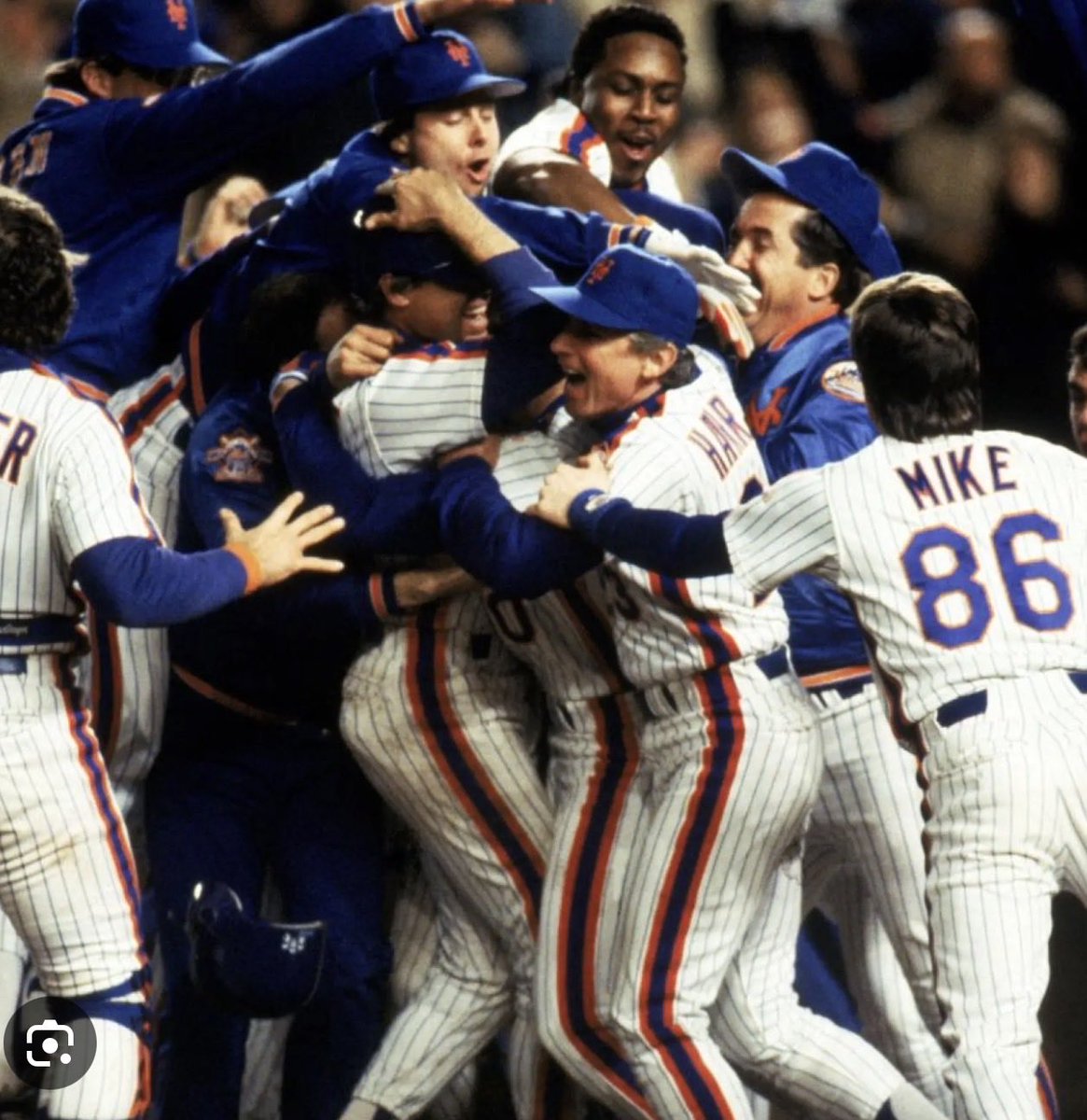 Darren Rovell tweet media