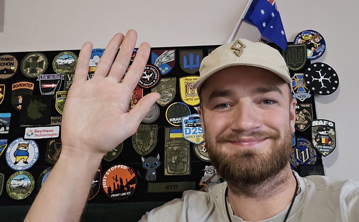 frontlinekit's tweet image. Raise your hand if you hate 🇷🇺 russia to your core 😇